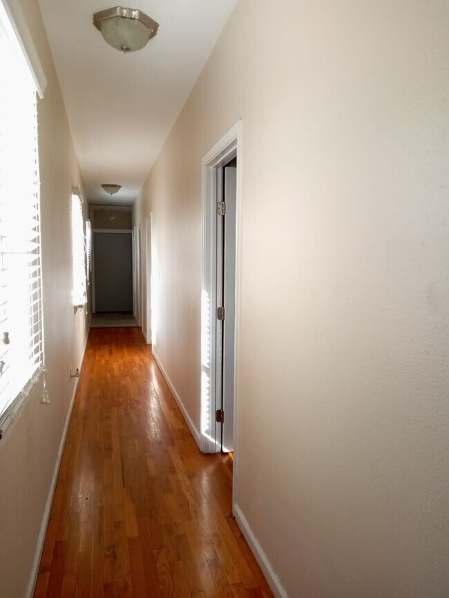 Foto del edificio - 2300 Gravier St