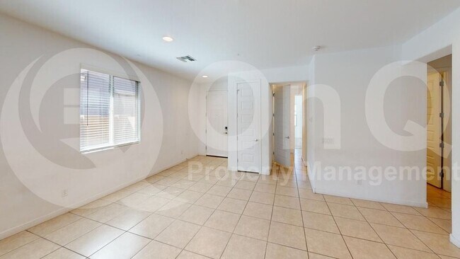 Building Photo - 3809 S 64th Ln