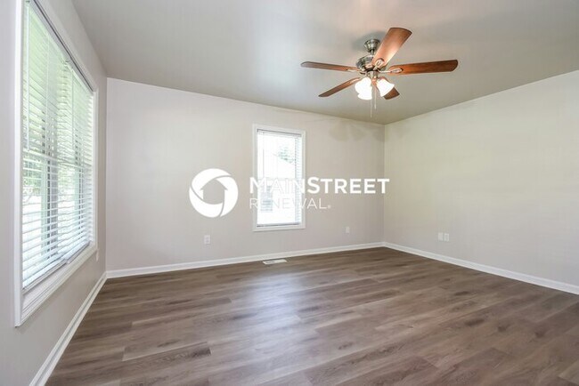 Building Photo - 3 Bedroom Pet-Friendly Home in WINSTON SAL...