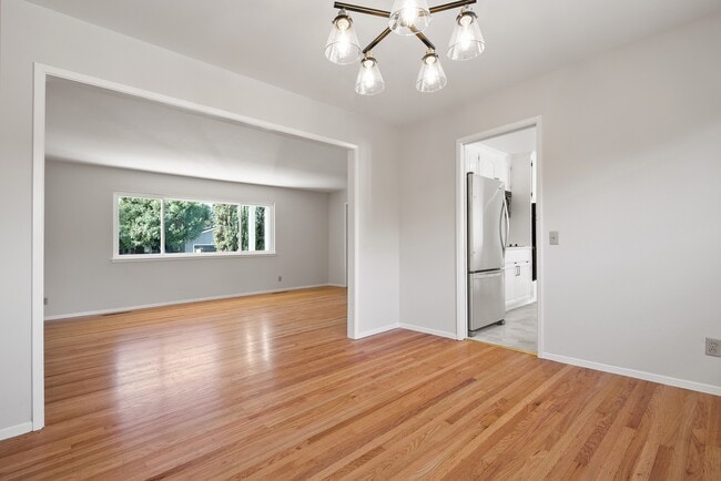 Building Photo - 2711 Doverton Sq