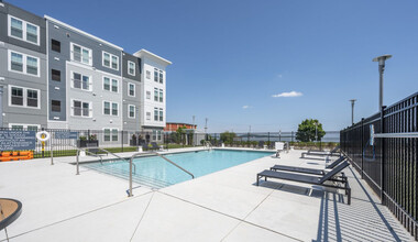 Harborwalk Apartments at Plymouth Station Photo