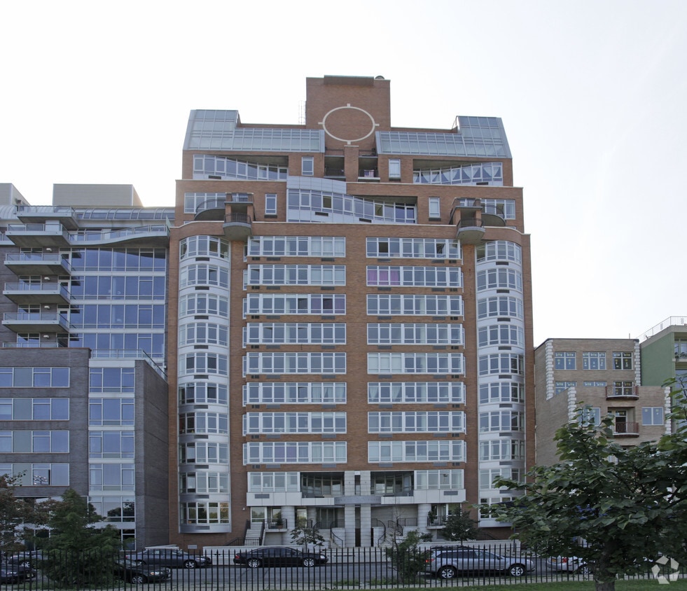 Bayard Views Condominiums 20 Bayard St Brooklyn, NY Apartments for