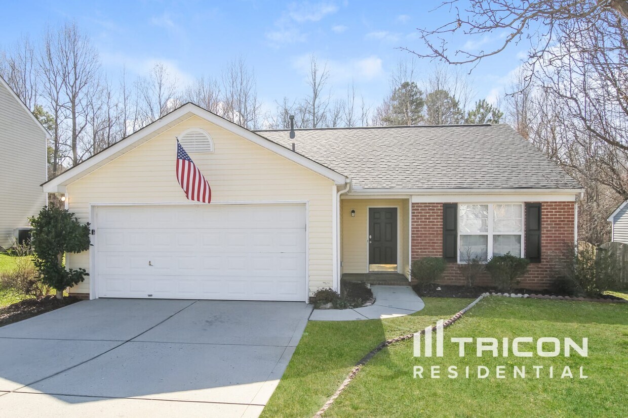 Foto principal - 2668 Captains Watch Rd NE