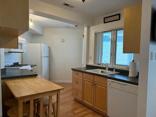 Foto del edificio - 407 36th St S