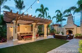 Building Photo - 901 NW 97th Ave 12-103 Miami Fl 33172