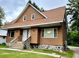 Building Photo - 221 Maple St