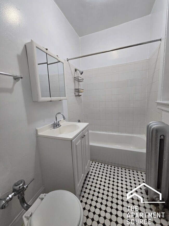 Foto del edificio - 7755 N Sheridan Rd
