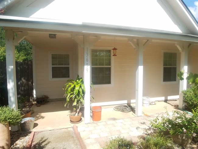 Building Photo - 13659 Princes Knoll