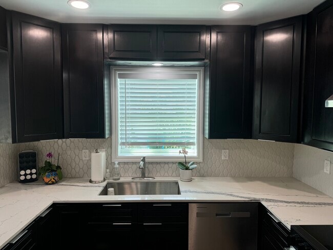 Foto del edificio - 2600 SW 7th St