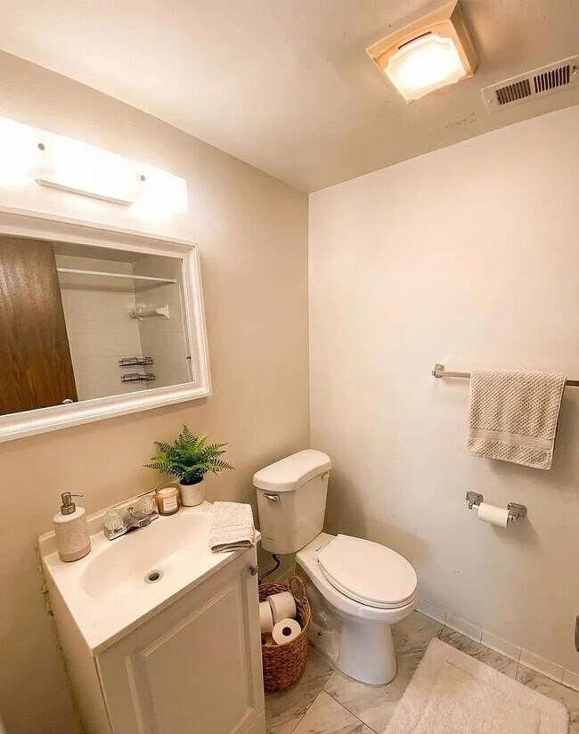 Foto del edificio - 6998 Hanover Pky