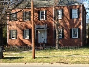 Building Photo - 415 E Andrews Ave