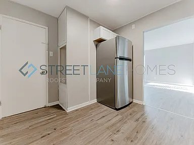 Foto del edificio - 9834 Lawnview Dr