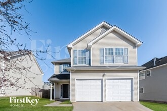 Building Photo - 2721 S Hills