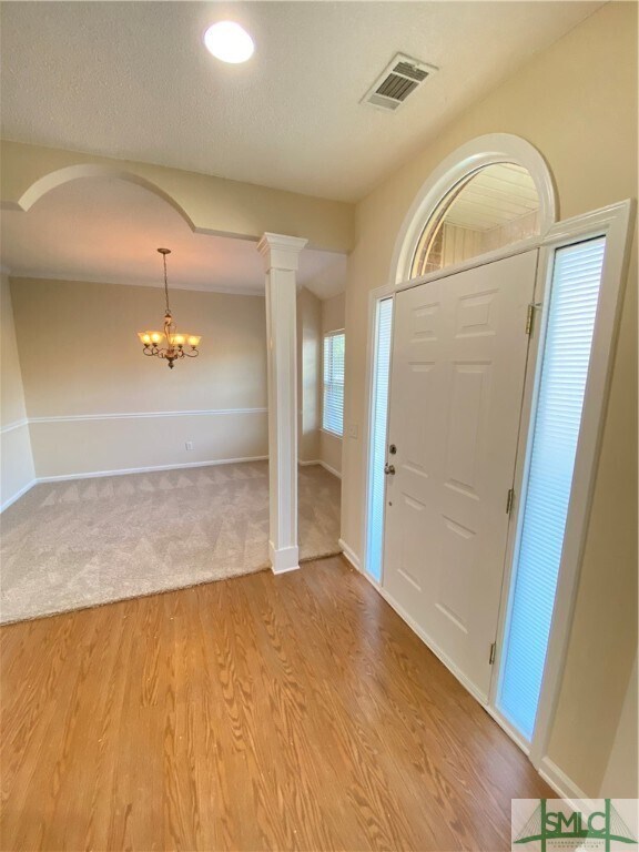 Primary Photo - 204 Foxbury Square