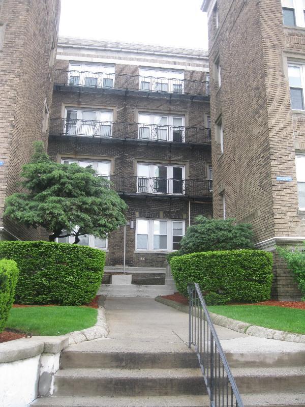 Building Photo - 1638 Commonwealth Ave