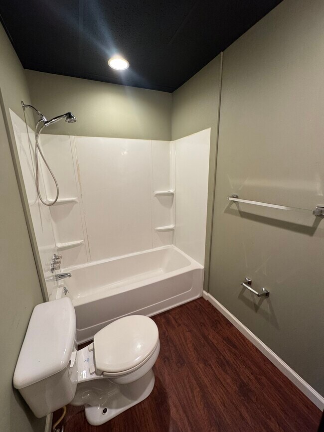 Foto del edificio - 350 Jefferson St