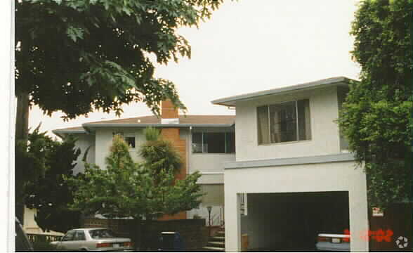 Building Photo - 1140 Everett Ave