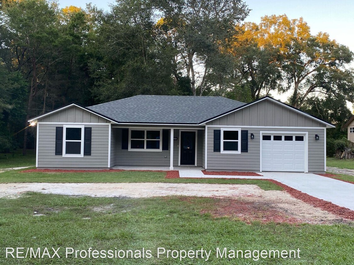 Primary Photo - 3 br, 2 bath House - 25088 NW 210th Lane