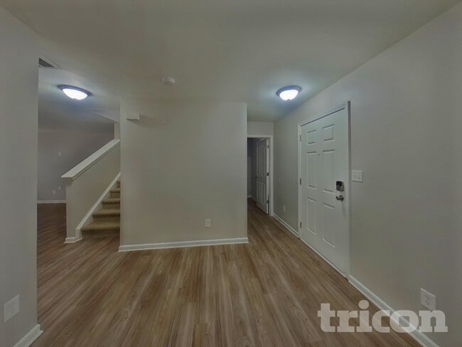 Building Photo - 3323 Mazen Ct