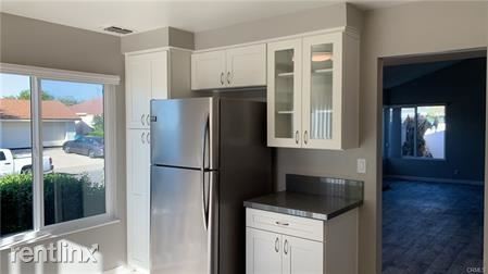 Foto del edificio - 4 br, 3 bath House - 4462 Walnut Ave