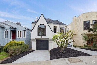 Building Photo - 536 Rockdale Dr
