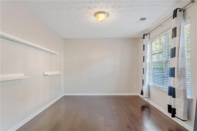 Foto del edificio - 9122 S Sterling Lakes Dr