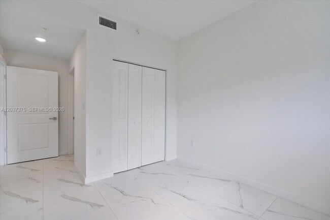 Foto del edificio - 420 SW 7th Ave
