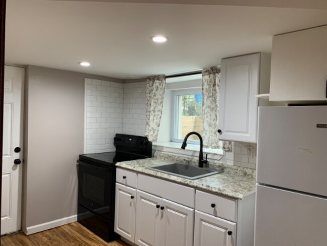 Foto del edificio - 7928 Loretto Ave