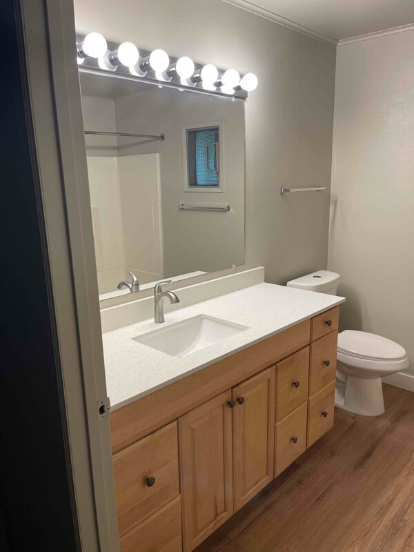 Foto del edificio - 1332 206th Ave NE