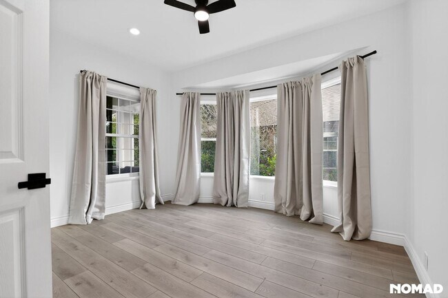 Foto del edificio - 2941 S La Salle Ave