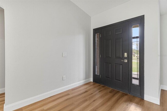 Building Photo - 2799 Thomas Ln