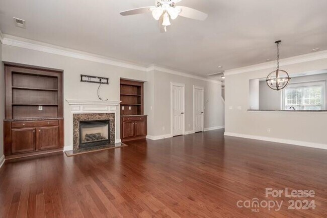 Foto del edificio - 928 White Point Dr