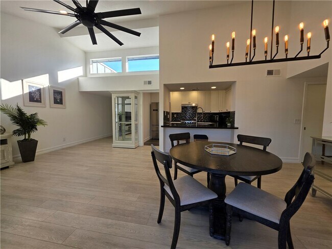 Foto del edificio - 240 Nice Ln