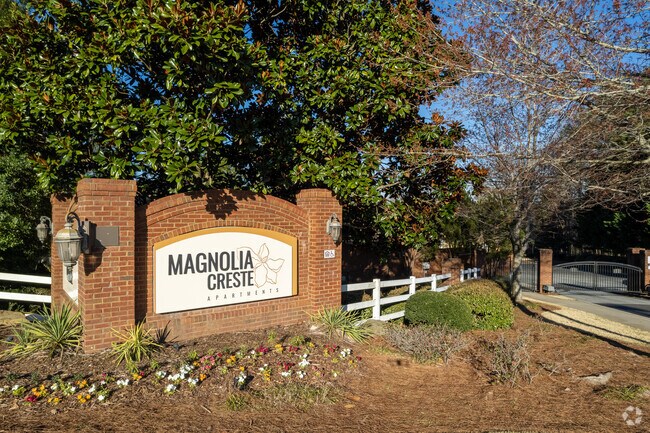 Entrada - Magnolia Creste Apartments