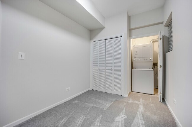 Foto del edificio - 2033 W Huron St