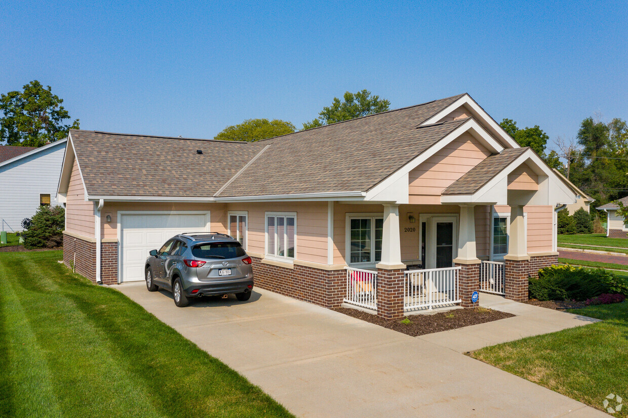 Primary Photo - OEDC Houses