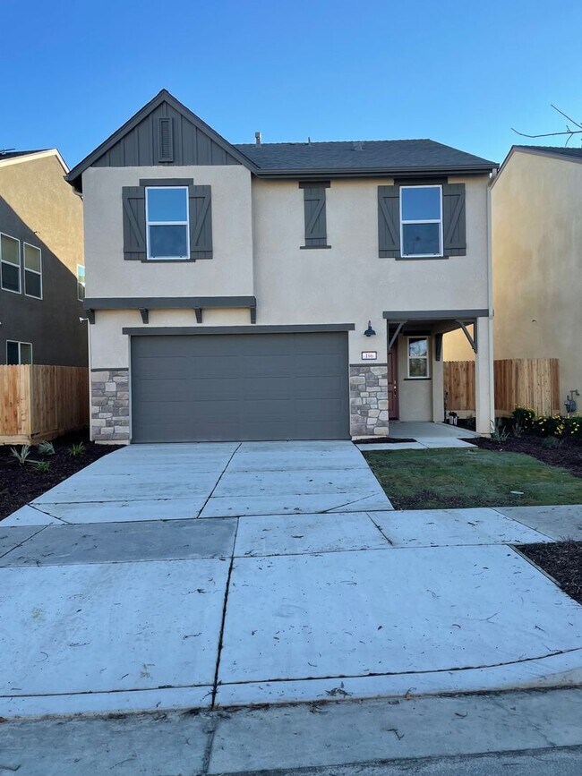 Vacant- Must Apply to schedule viewing Re... - Vacant- Must Apply to schedule viewing  Re...