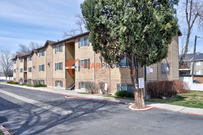 Photo - 887 Cedar Pine Ct Apartment