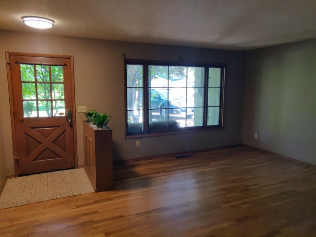 Living Room - 1715 SE Morgan Ln