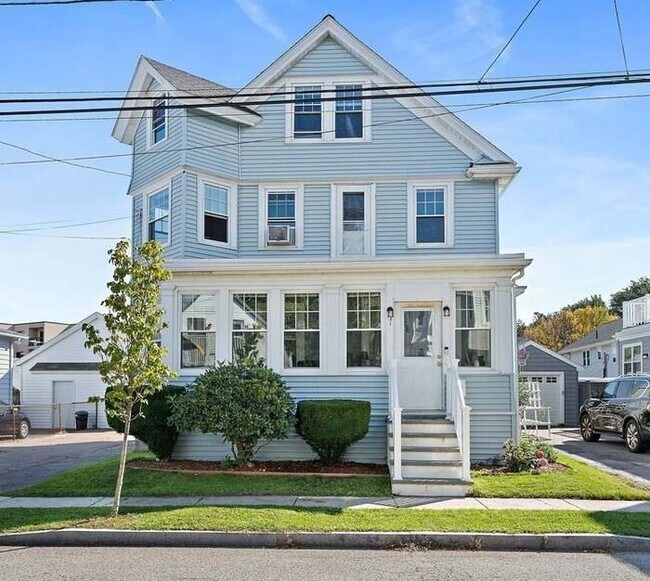 Building Photo - 51 Channing St