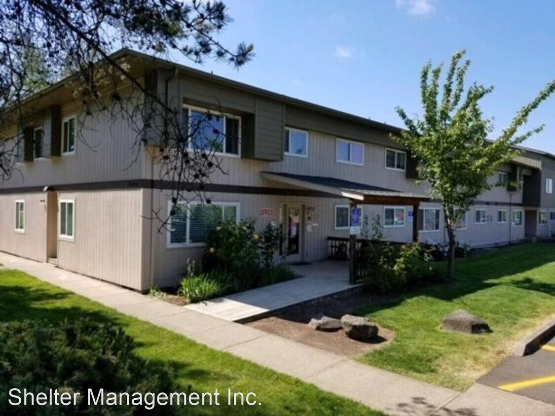 1505 Brush College Rd NW, Salem, OR 97304 Room for Rent in Salem, OR