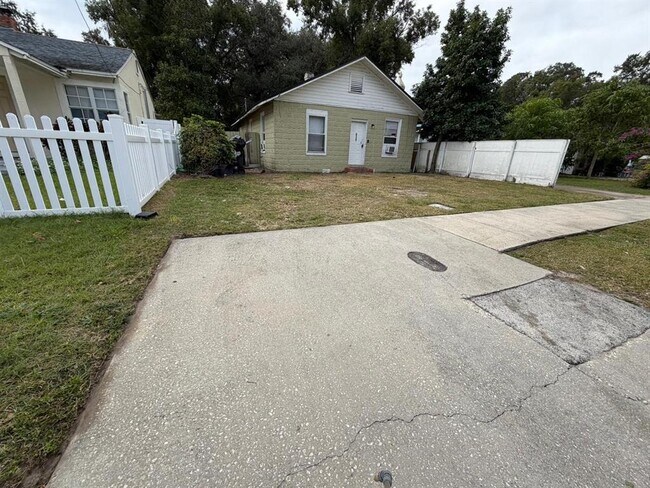 Foto del edificio - 638 Columbia St