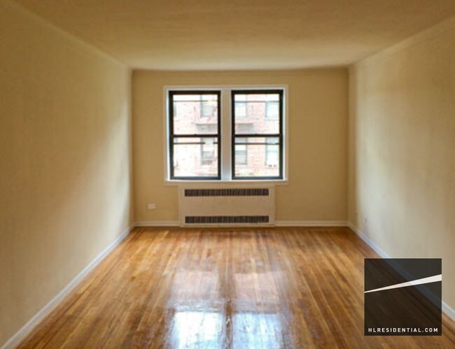 Foto del edificio - 10250 62nd Rd