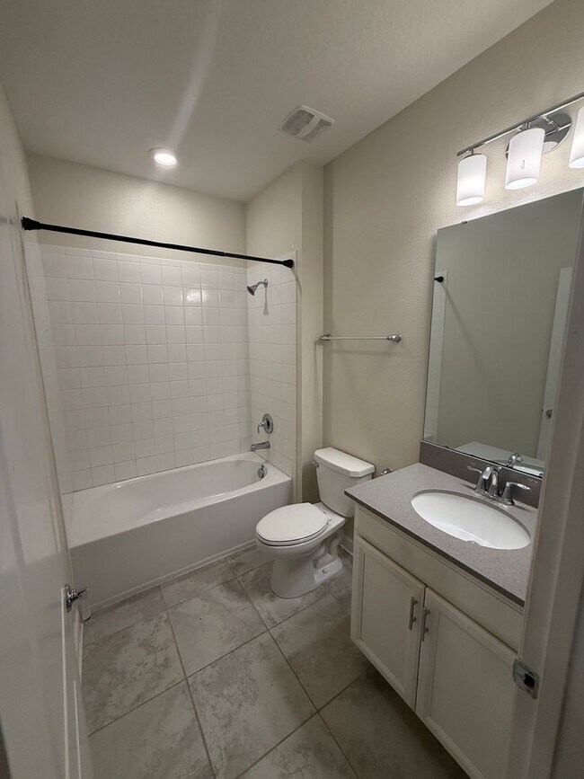 Foto del edificio - ***Resort-Style Living in The Vistas at ChampionsGate***