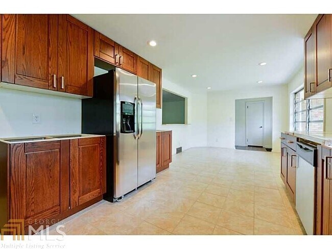 Foto del edificio - 3588 Herren Dr SW