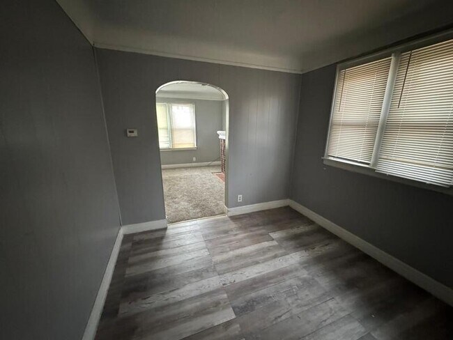 Foto del edificio - 14834 Sussex St