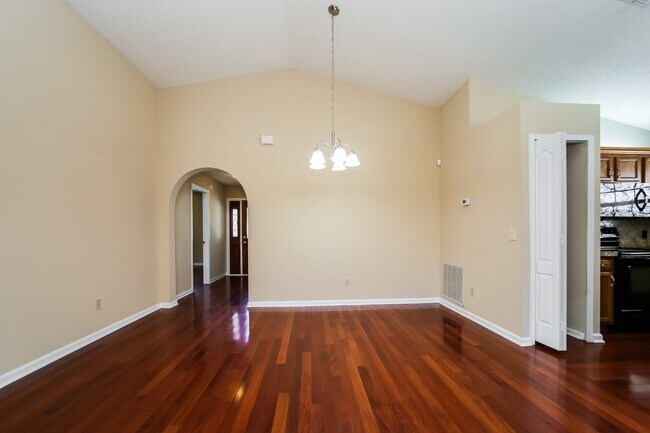 Foto del edificio - Southside Blvd House!!! Laurel Oaks