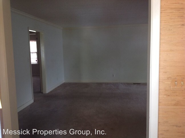 Building Photo - 2 br, 2 bath House - 2712 Waldorf Circle