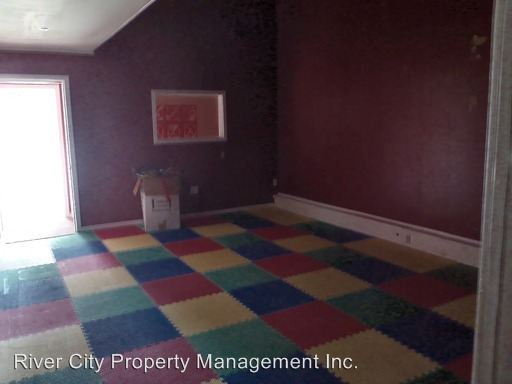 Building Photo - 3800 Dayton Blvd