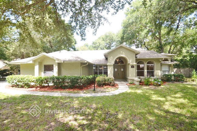 Foto del edificio - 1456 Deer Lake Cir